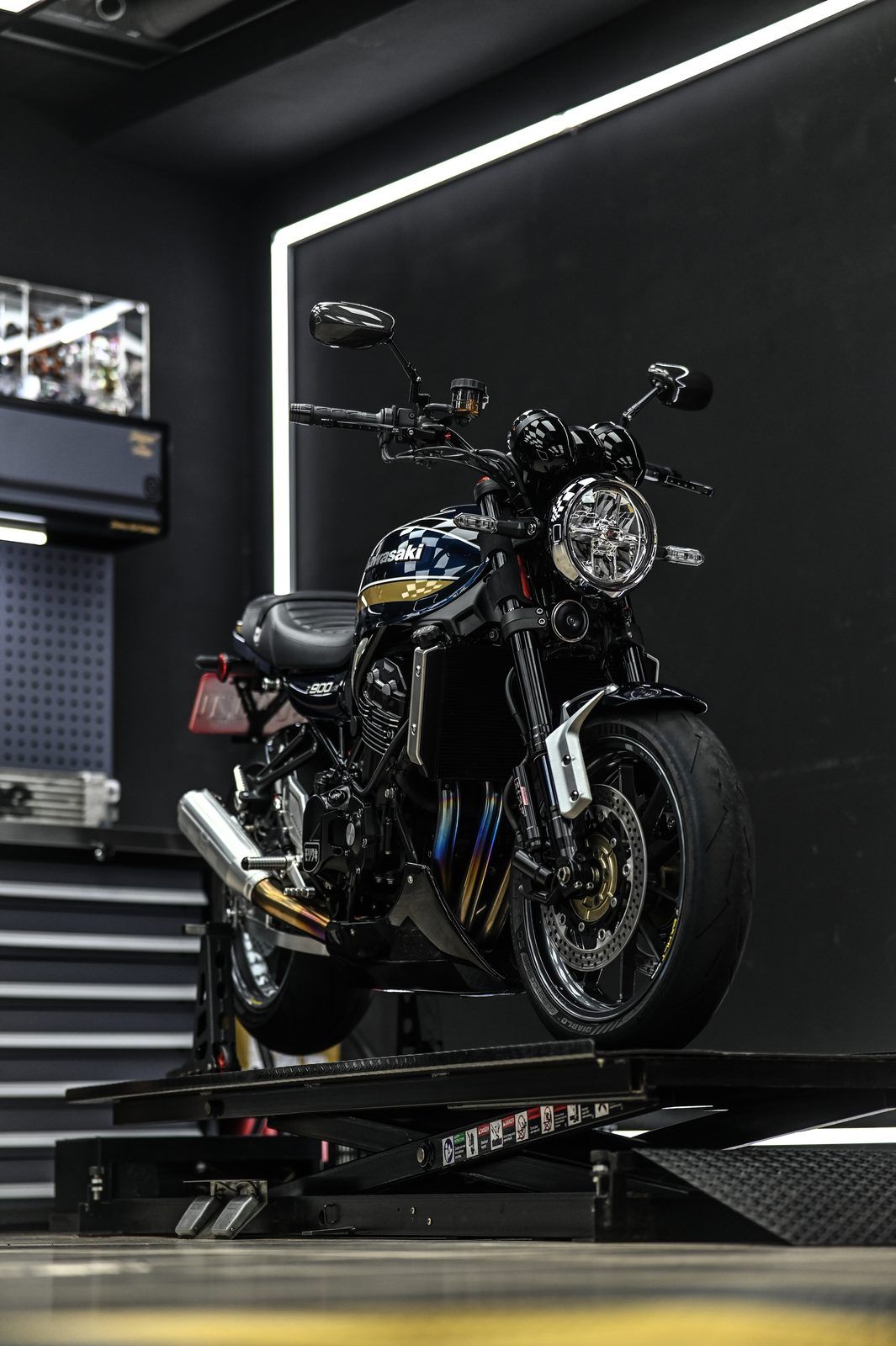 Kawasaki Z900RS 機車美容完工與細節實拍 第 6 張（共 7 張）——捷匠淡水旗艦店施工實錄