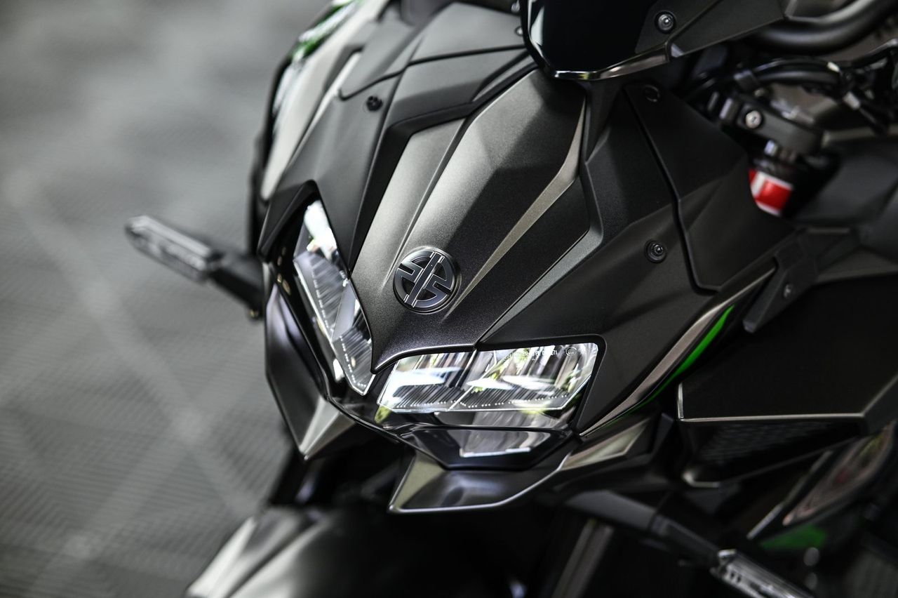 Kawasaki Z H2 機車美容完工與細節實拍 第 7 張（共 7 張）——捷匠淡水旗艦店施工實錄