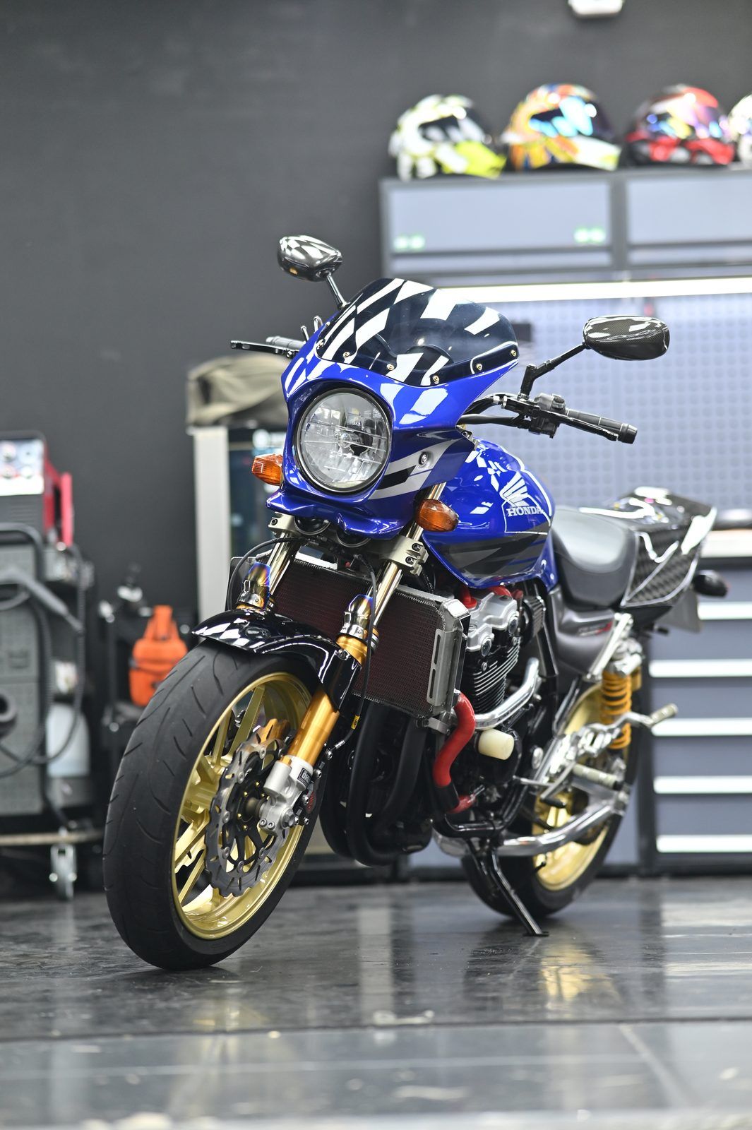 Honda 機車美容完工與細節實拍 第 2 張（共 7 張）——捷匠淡水旗艦店施工實錄