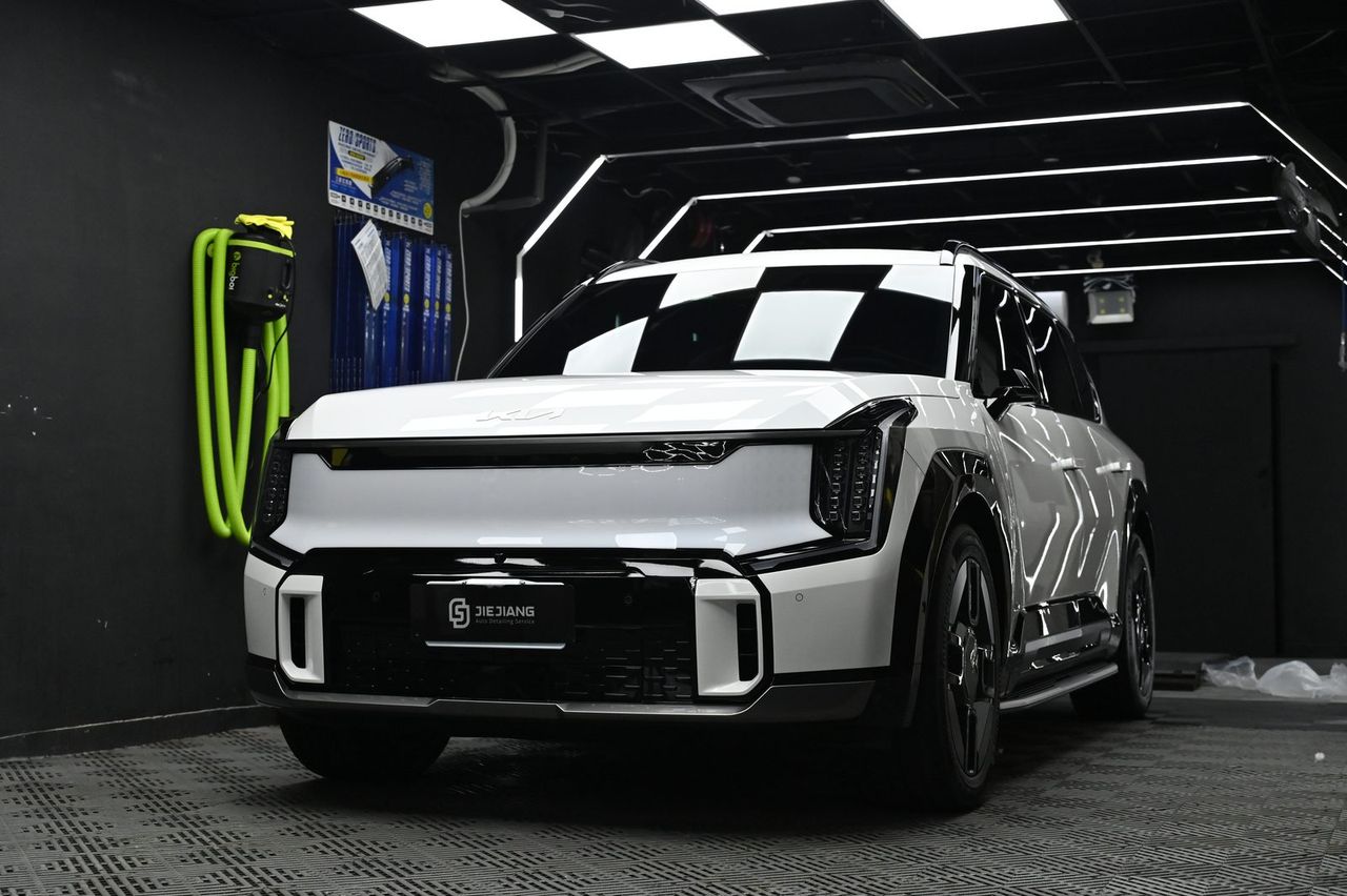 Kia EV9 漆面鍍膜完工與細節實拍 第 1 張（共 7 張）——捷匠北投店施工實錄