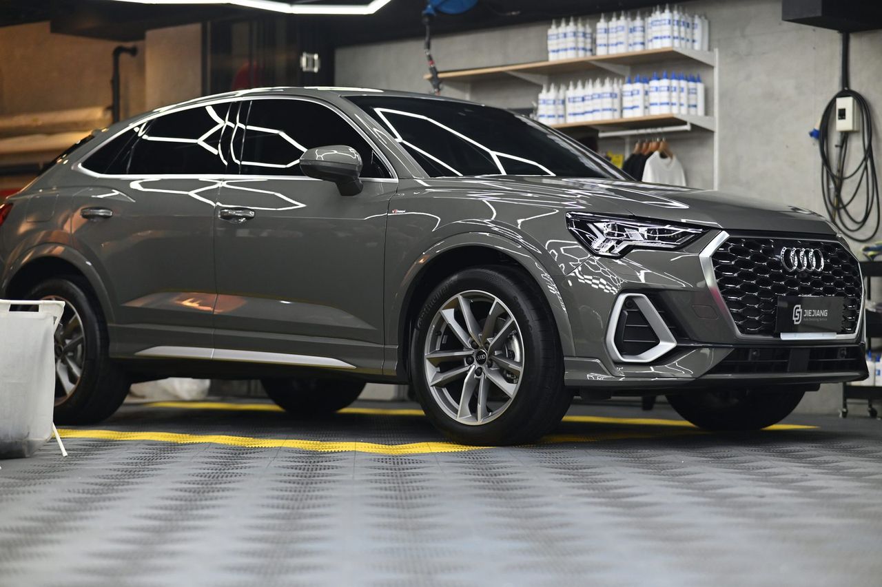 Audi Q3 Sportback 漆面鍍膜完工與細節實拍 第 1 張（共 7 張）——捷匠淡水旗艦店施工實錄
