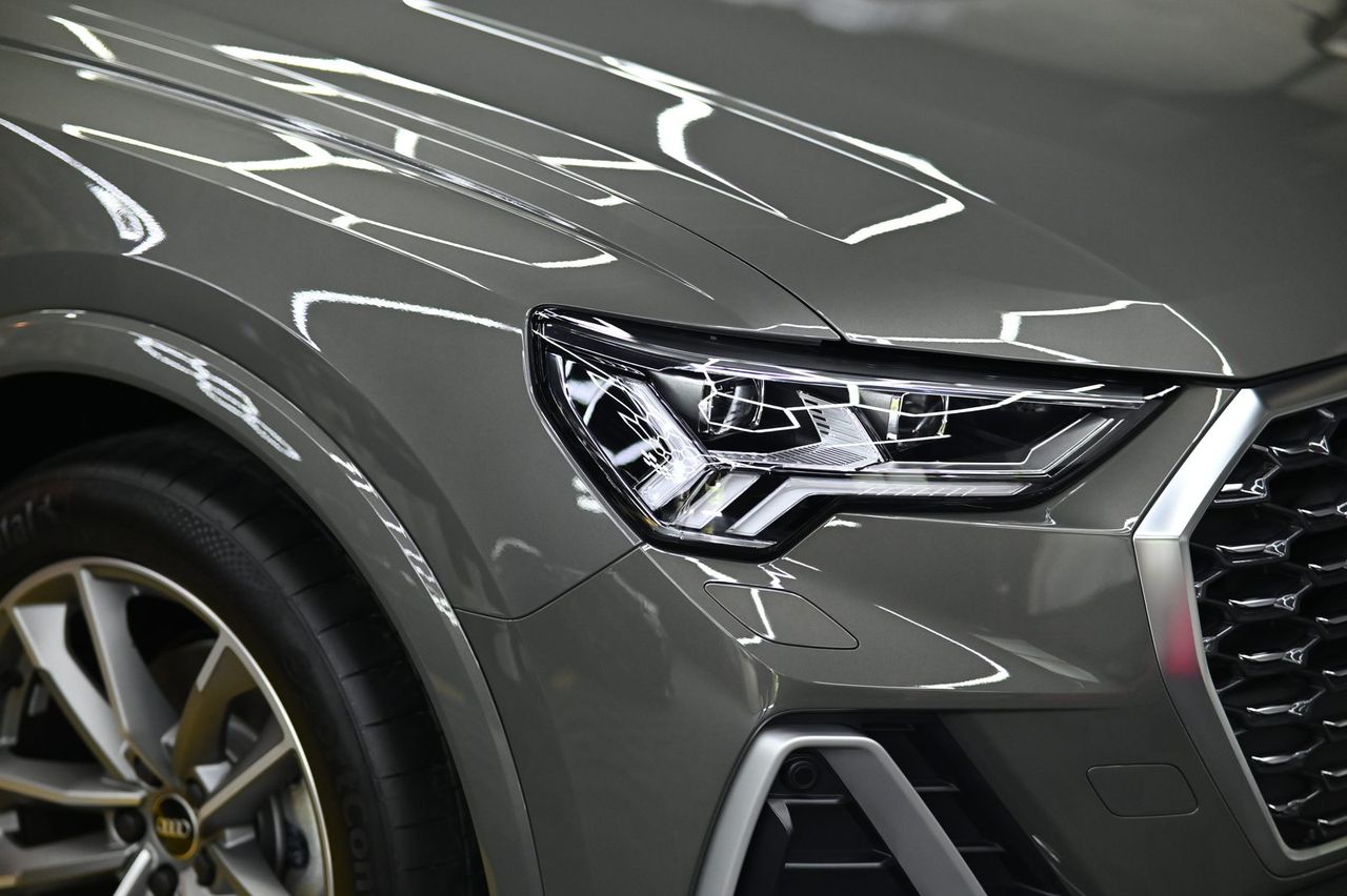 Audi Q3 Sportback 漆面鍍膜完工與細節實拍 第 2 張（共 7 張）——捷匠淡水旗艦店施工實錄