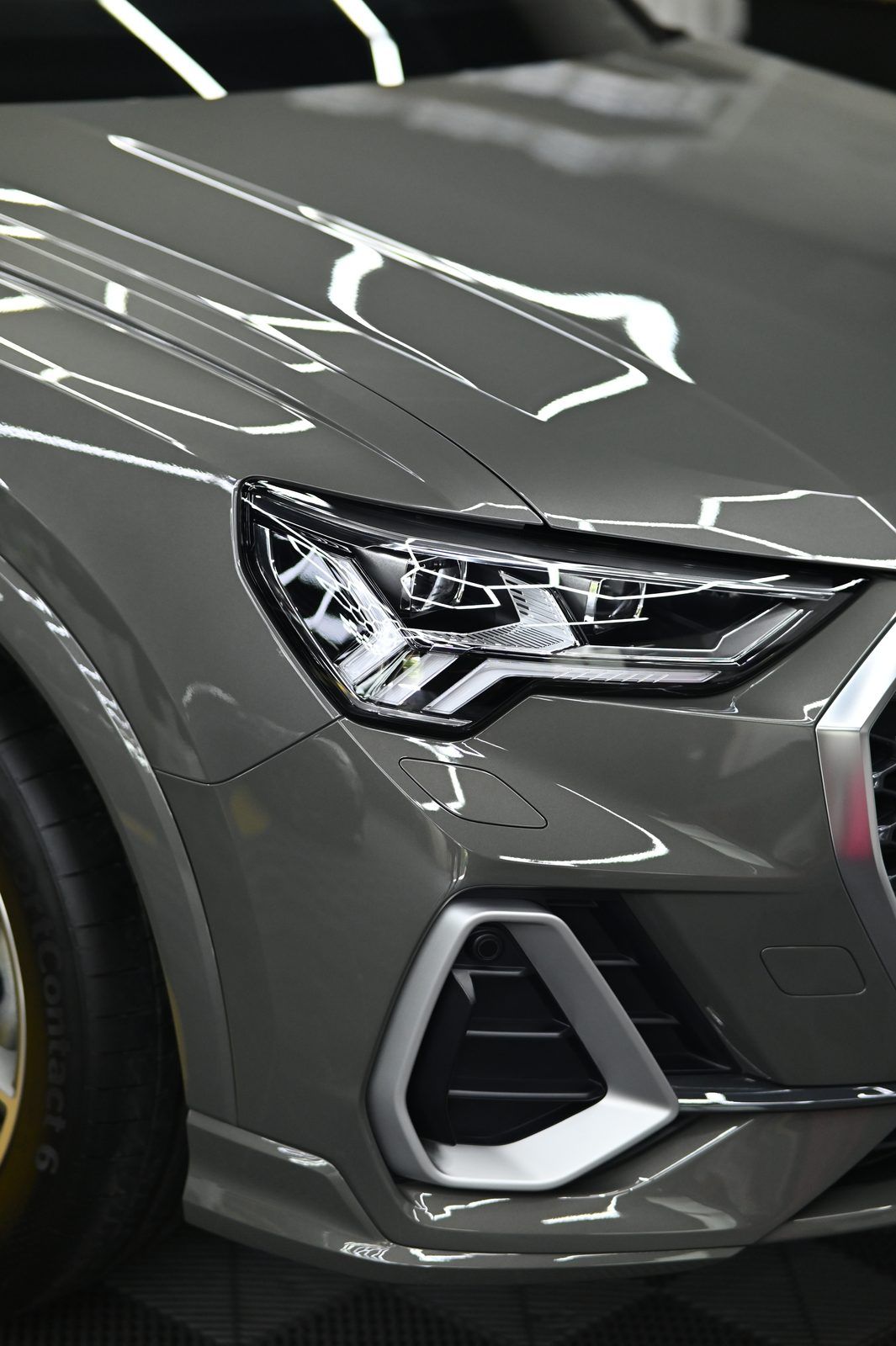 Audi Q3 Sportback 漆面鍍膜完工與細節實拍 第 3 張（共 7 張）——捷匠淡水旗艦店施工實錄
