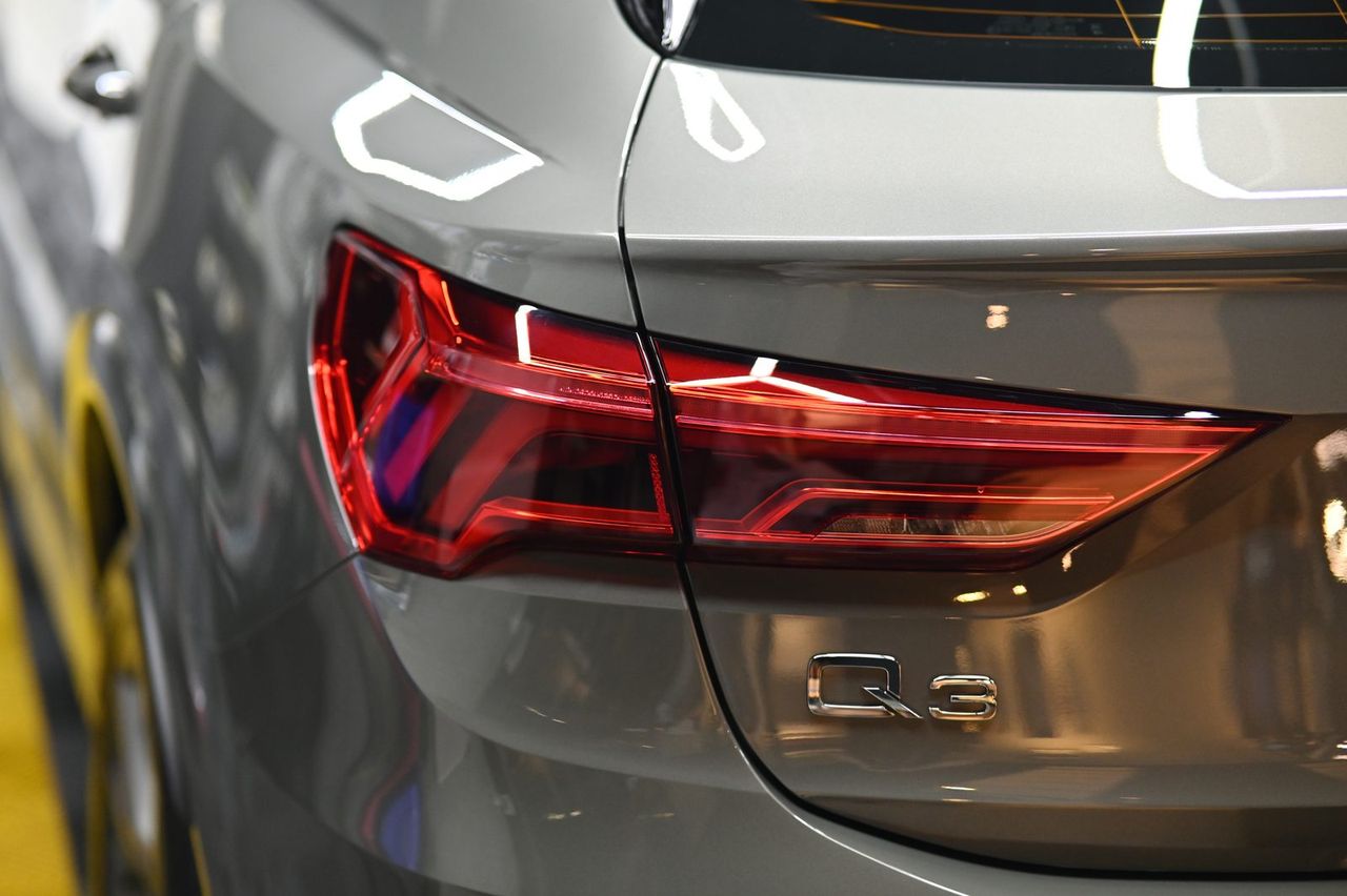 Audi Q3 Sportback 漆面鍍膜完工與細節實拍 第 4 張（共 7 張）——捷匠淡水旗艦店施工實錄