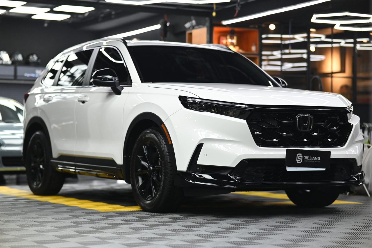 Honda CR-V 漆面鍍膜完工與細節實拍 第 1 張（共 7 張）——捷匠淡水旗艦店施工實錄