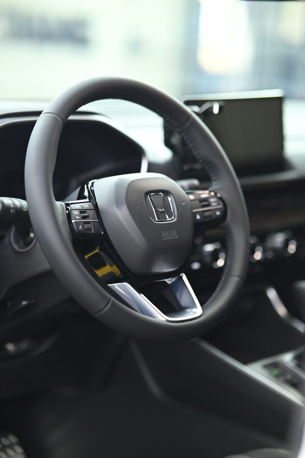 Honda CR-V 漆面鍍膜完工與細節實拍 第 6 張（共 7 張）——捷匠淡水旗艦店施工實錄