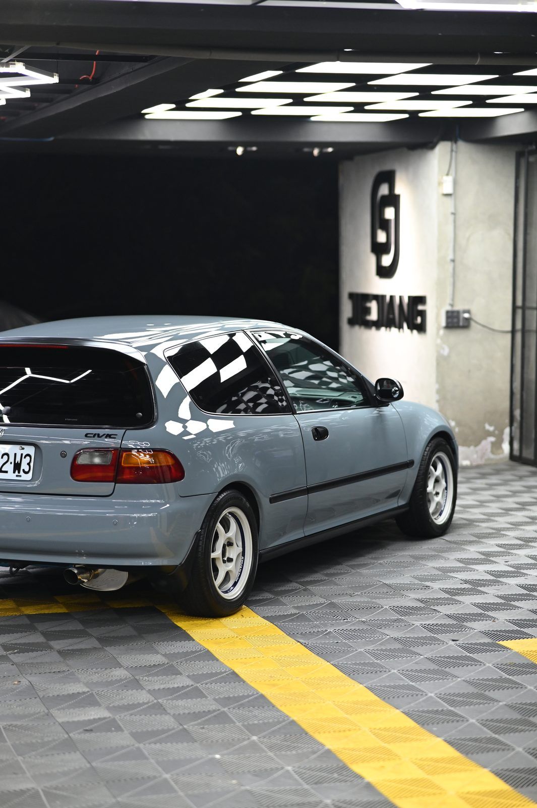 Honda Civic 拋光與鍍膜完工與細節實拍 第 1 張（共 7 張）——捷匠淡水旗艦店施工實錄