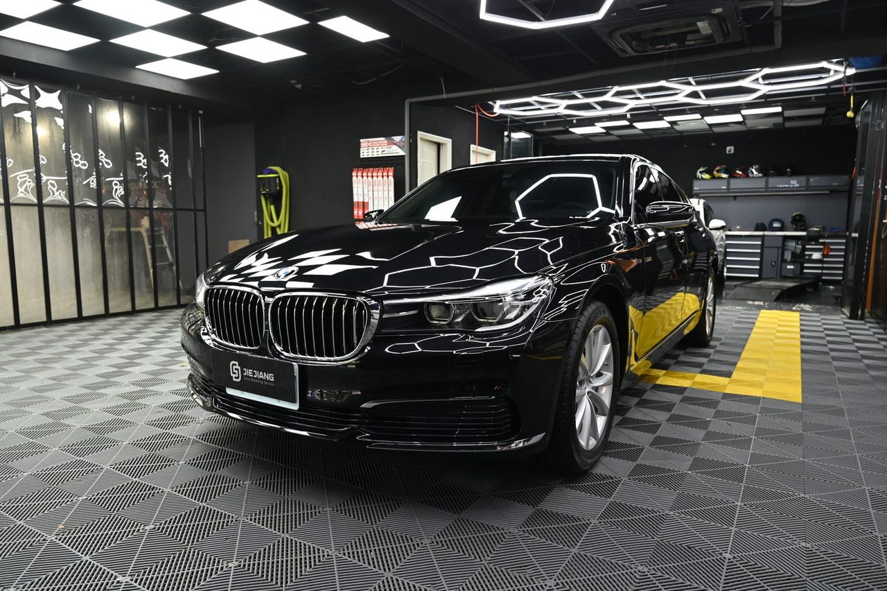 BMW 7 Series 漆面鍍膜完工與細節實拍 第 1 張（共 7 張）——捷匠淡水旗艦店施工實錄