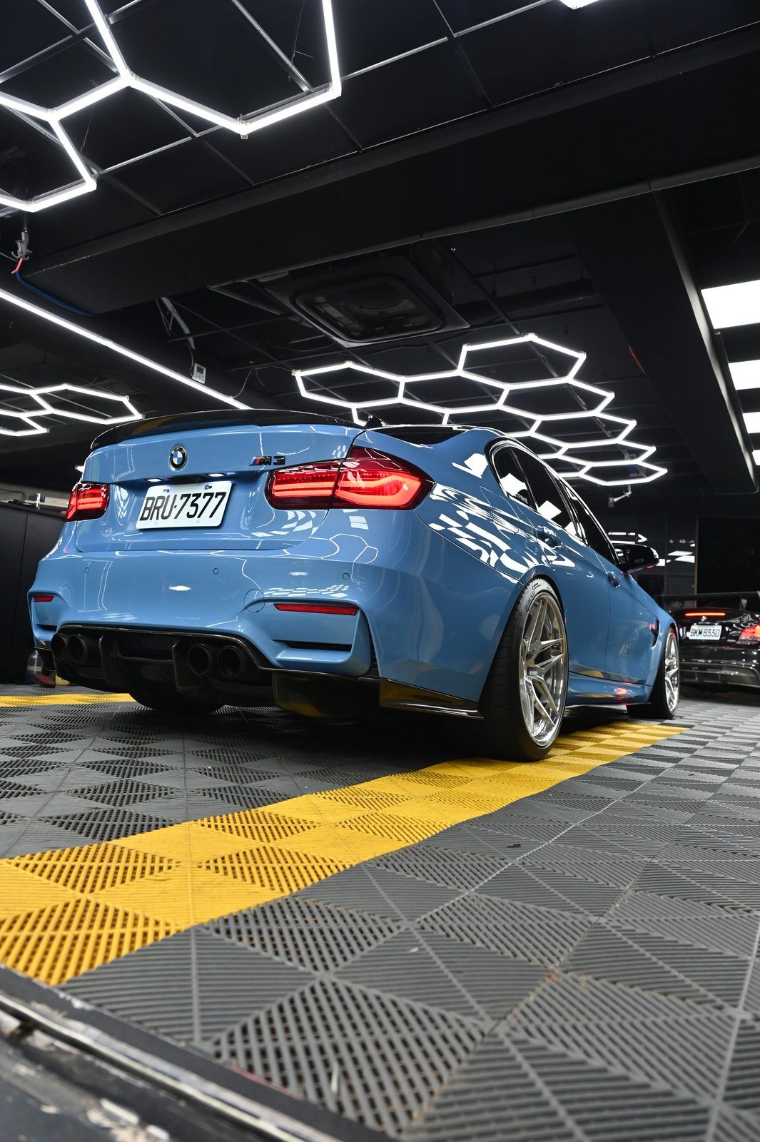 BMW M3 漆面鍍膜完工與細節實拍 第 2 張（共 7 張）——捷匠施工實錄
