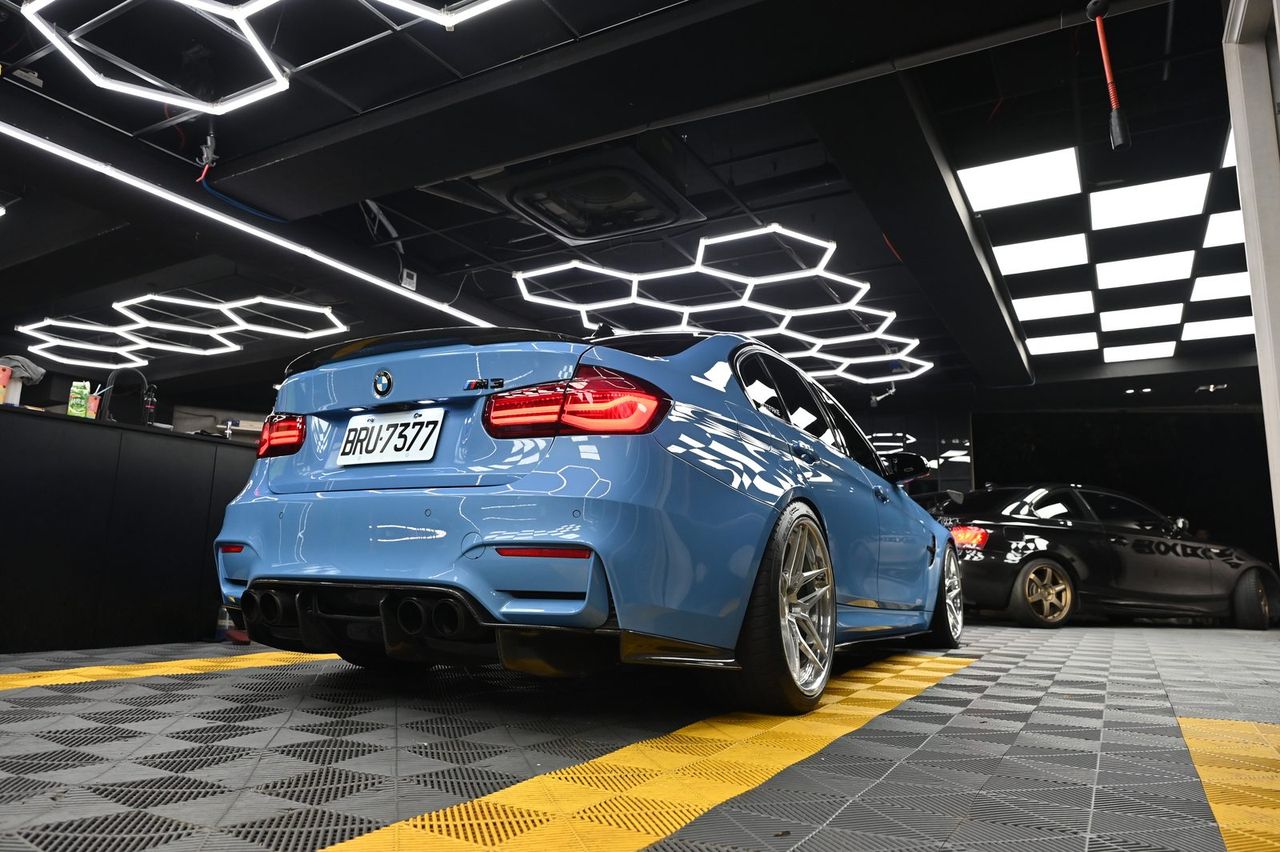 BMW M3 漆面鍍膜完工與細節實拍 第 4 張（共 7 張）——捷匠施工實錄