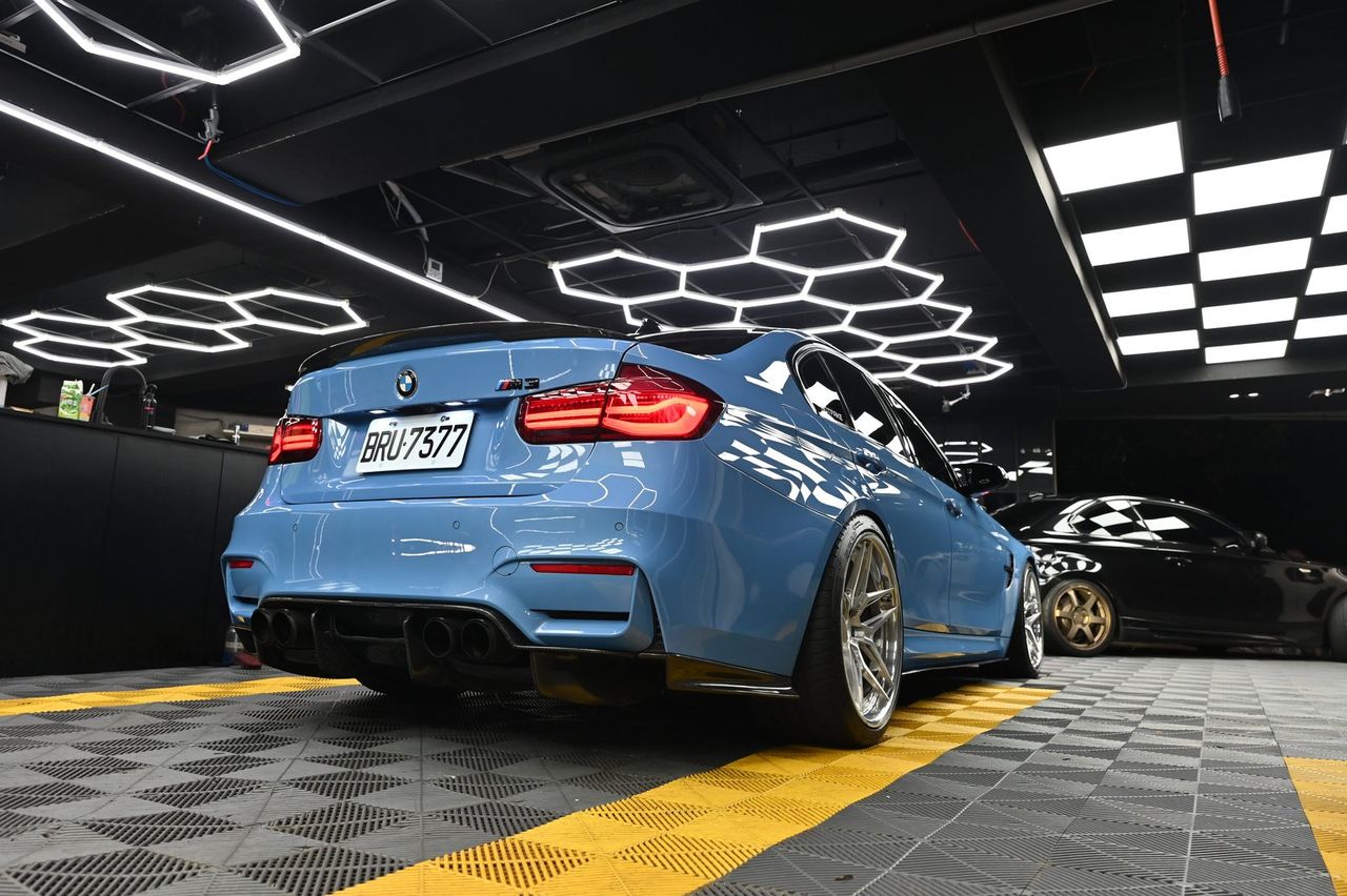 BMW M3 漆面鍍膜完工與細節實拍 第 5 張（共 7 張）——捷匠施工實錄