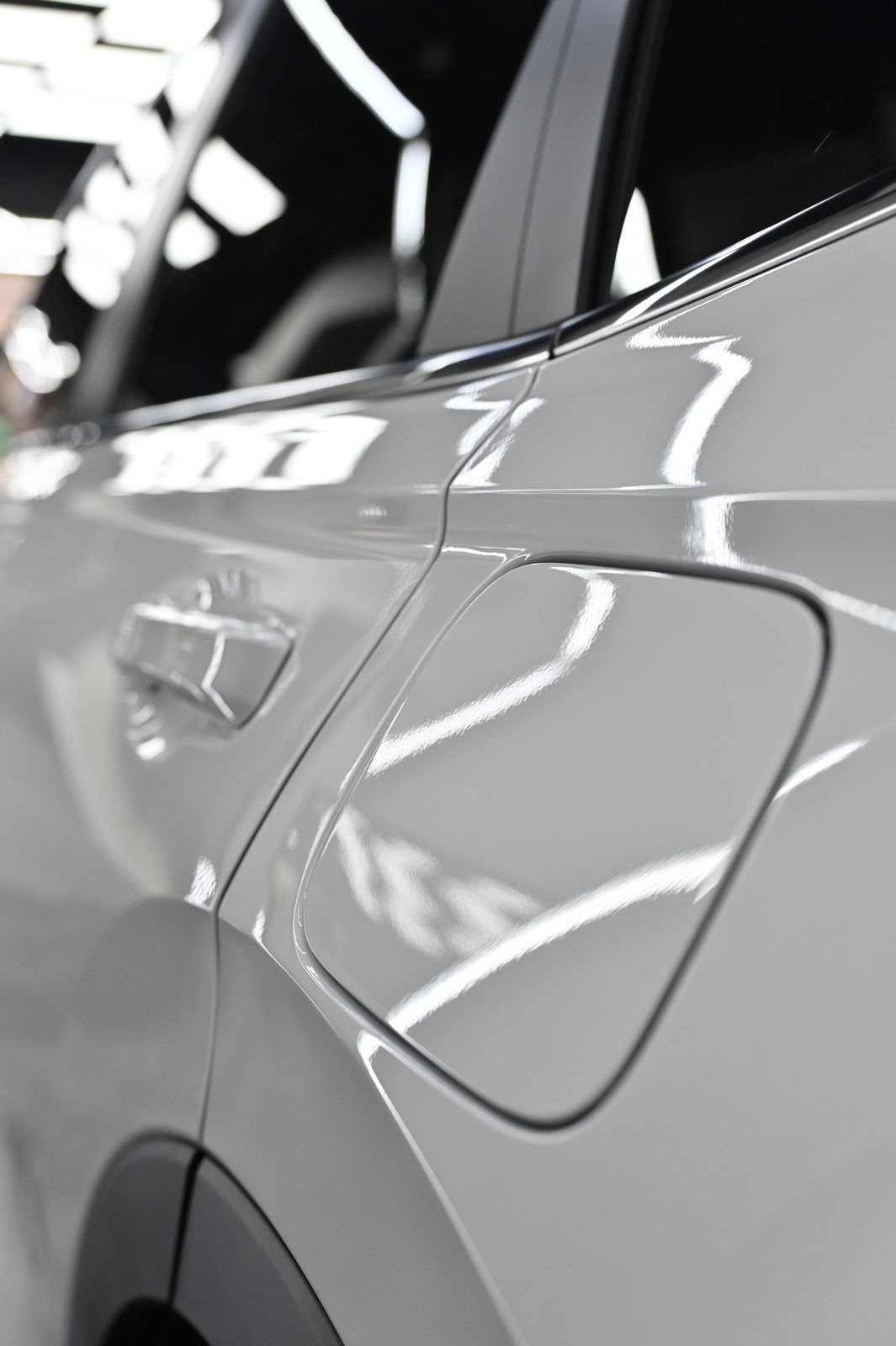 Honda CR-V 漆面鍍膜完工與細節實拍 第 6 張（共 7 張）——捷匠北投店施工實錄