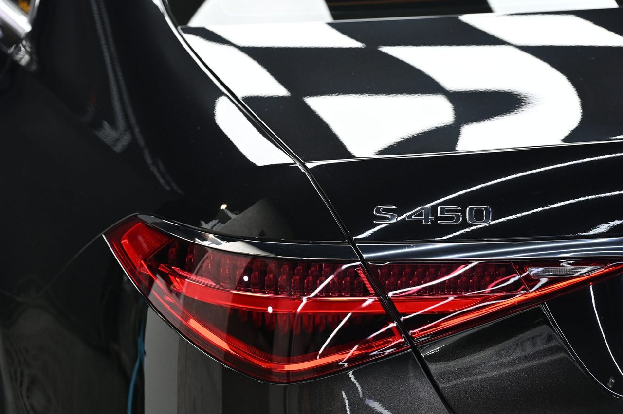 Mercedes-Benz S450 漆面鍍膜完工與細節實拍 第 5 張（共 7 張）——捷匠北投店施工實錄