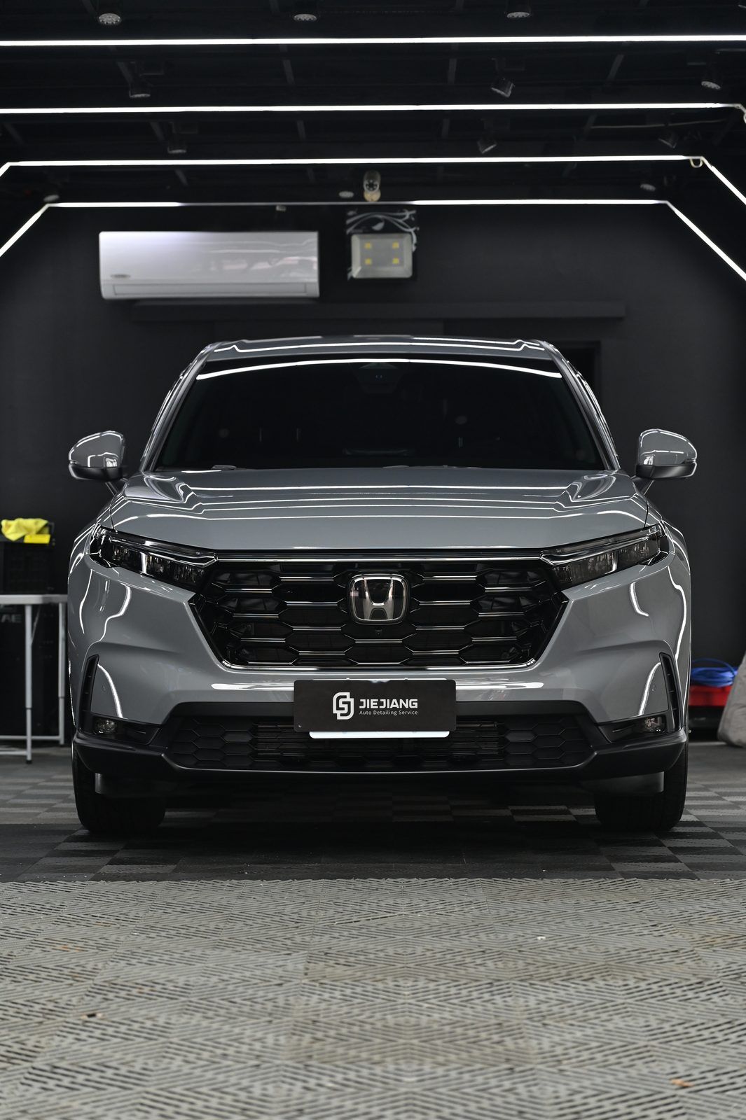 Honda CR-V 漆面鍍膜完工與細節實拍 第 5 張（共 7 張）——捷匠北投店施工實錄