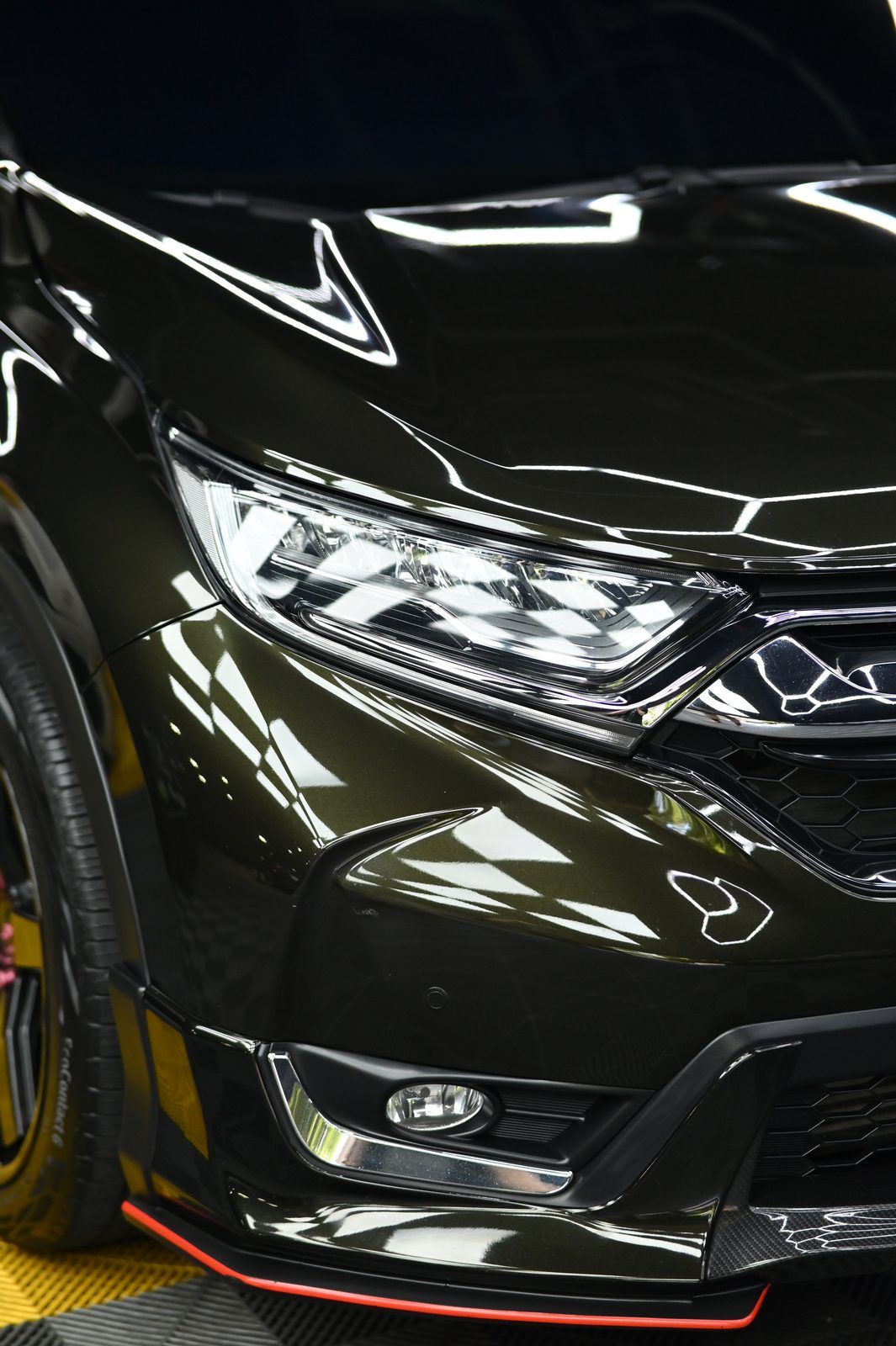Honda CR-V 漆面鍍膜完工與細節實拍 第 1 張（共 7 張）——捷匠淡水旗艦店施工實錄