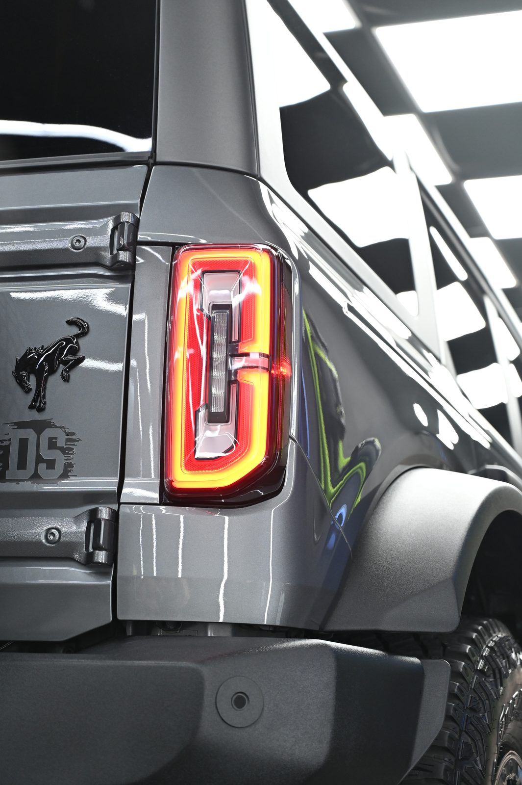 Ford Bronco 漆面鍍膜完工與細節實拍 第 7 張（共 7 張）——捷匠北投店施工實錄