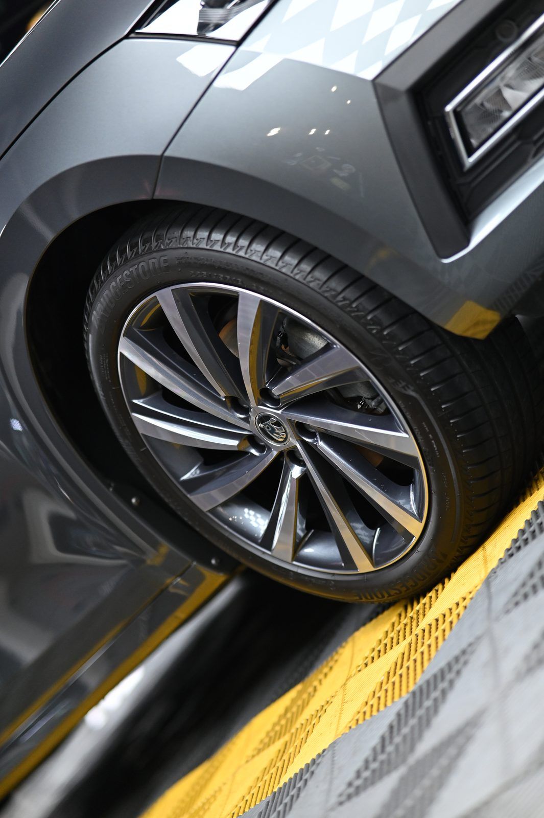 Skoda Octavia 漆面鍍膜完工與細節實拍 第 6 張（共 7 張）——捷匠施工實錄
