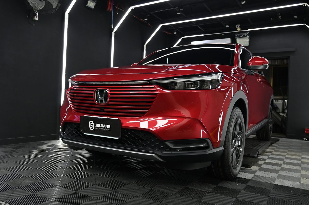 Honda HR-V 漆面鍍膜完工與細節實拍 第 1 張（共 7 張）——捷匠北投店施工實錄