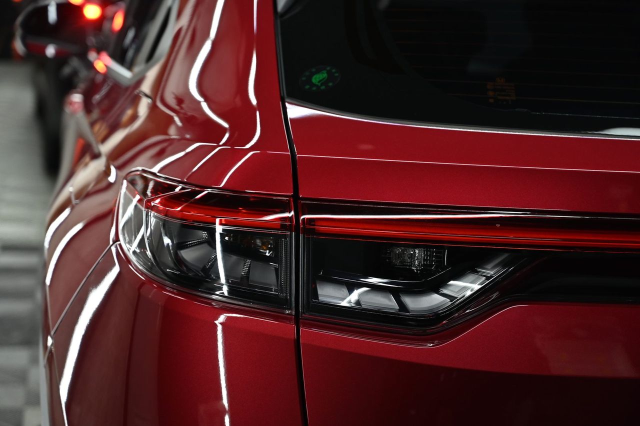 Honda HR-V 漆面鍍膜完工與細節實拍 第 5 張（共 7 張）——捷匠北投店施工實錄