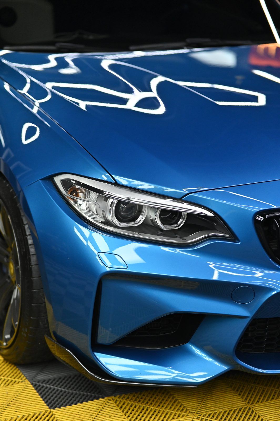 BMW M2 漆面鍍膜完工與細節實拍 第 7 張（共 7 張）——捷匠淡水旗艦店施工實錄