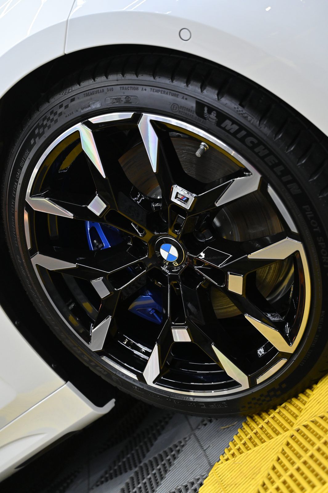 BMW 4-Series 全車犀牛皮完工與細節實拍 第 3 張（共 7 張）——捷匠淡水旗艦店施工實錄