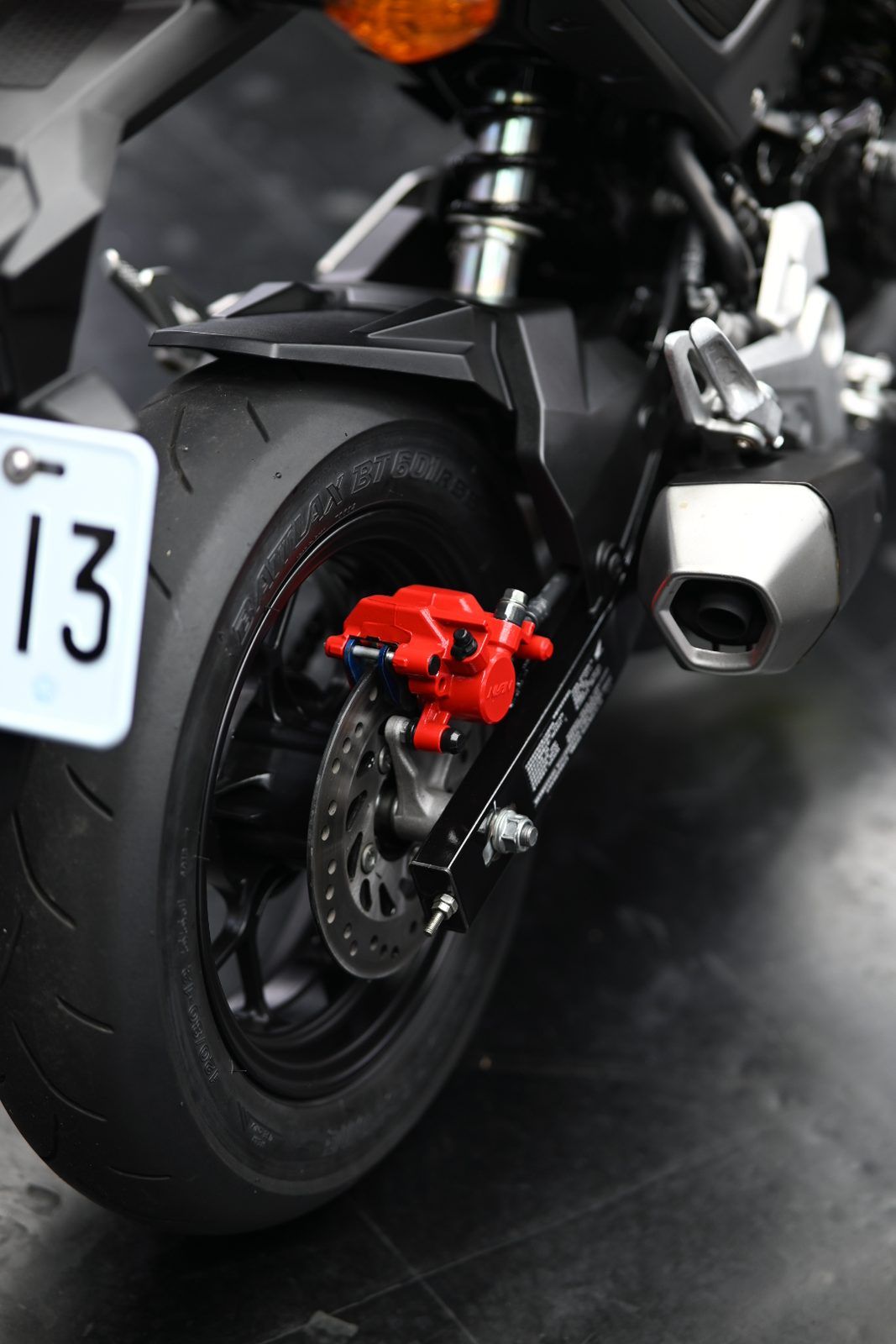 Honda Grom 機車美容完工與細節實拍 第 5 張（共 7 張）——捷匠淡水旗艦店施工實錄