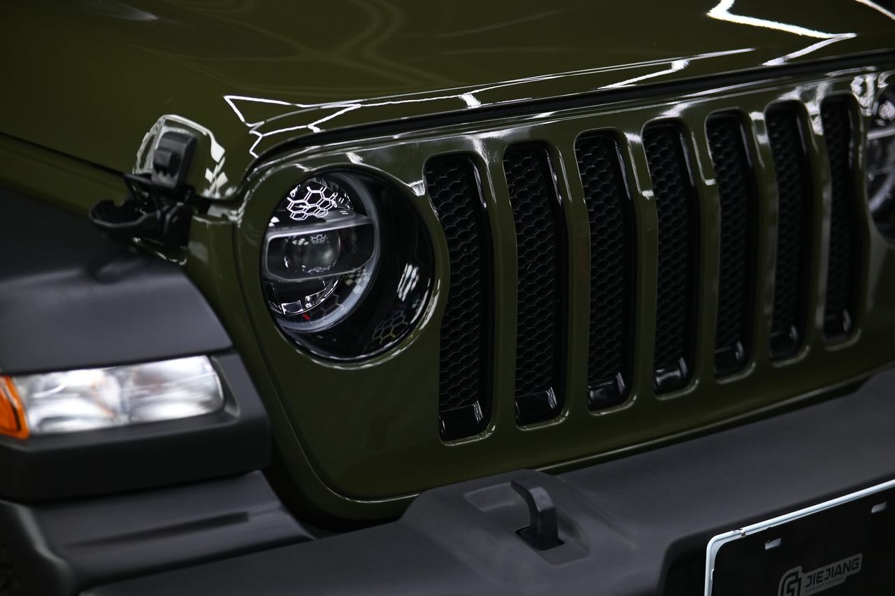 Jeep Wrangler 漆面鍍膜完工與細節實拍 第 6 張（共 7 張）——捷匠施工實錄