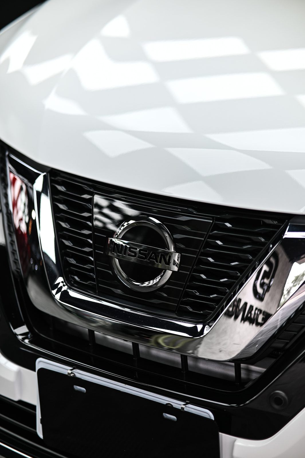 Nissan X-Trail 漆面鍍膜完工與細節實拍 第 6 張（共 7 張）——捷匠淡水旗艦店施工實錄