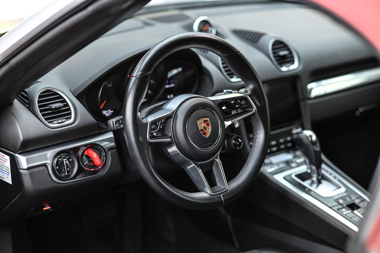 Porsche 718 Boxster 漆面鍍膜完工與細節實拍 第 6 張（共 7 張）——捷匠施工實錄