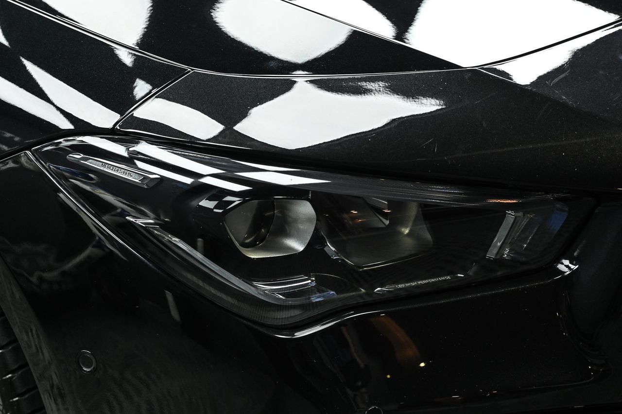 Mercedes-Benz CLA 漆面鍍膜完工與細節實拍 第 5 張（共 7 張）——捷匠淡水旗艦店施工實錄