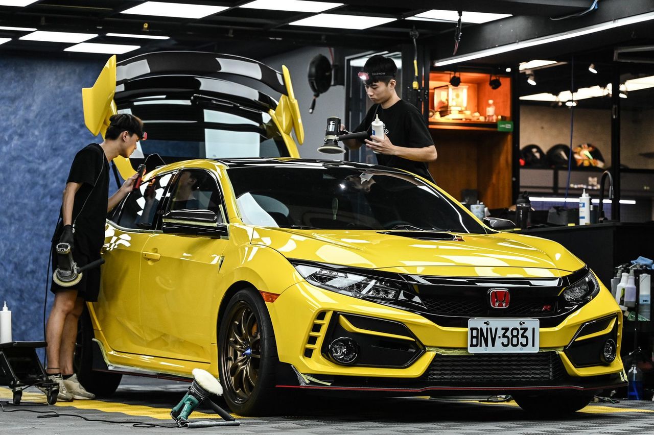 Honda Civic Type R 拋光與漆面修復完工與細節實拍 第 1 張（共 7 張）——捷匠淡水旗艦店施工實錄