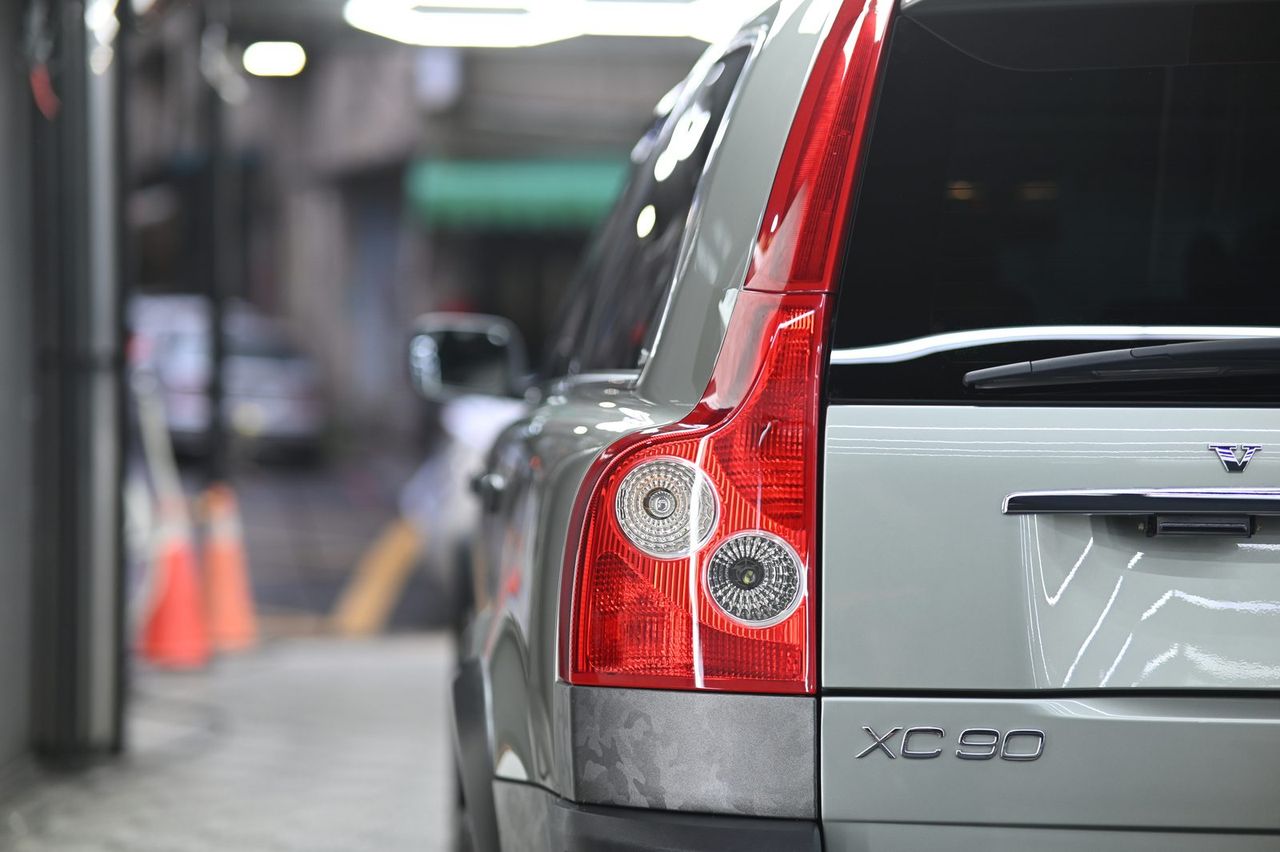 Volvo XC90 漆面鍍膜完工與細節實拍 第 3 張（共 7 張）——捷匠北投店施工實錄