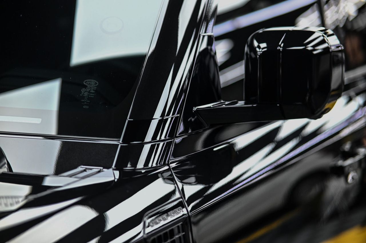 Land Rover Defender 拋光與漆面修復完工與細節實拍 第 5 張（共 7 張）——捷匠施工實錄