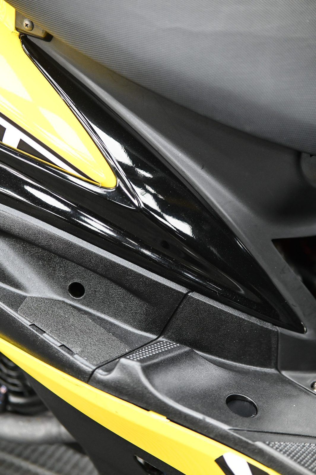 Yamaha 機車美容完工與細節實拍 第 3 張（共 7 張）——捷匠淡水旗艦店施工實錄