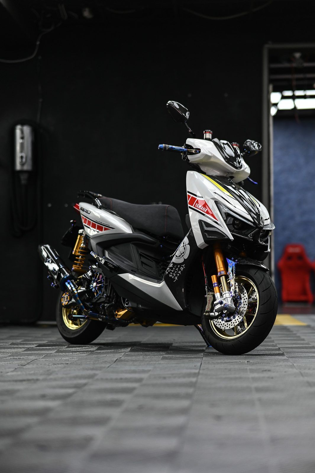 Yamaha 機車美容完工與細節實拍 第 1 張（共 7 張）——捷匠施工實錄