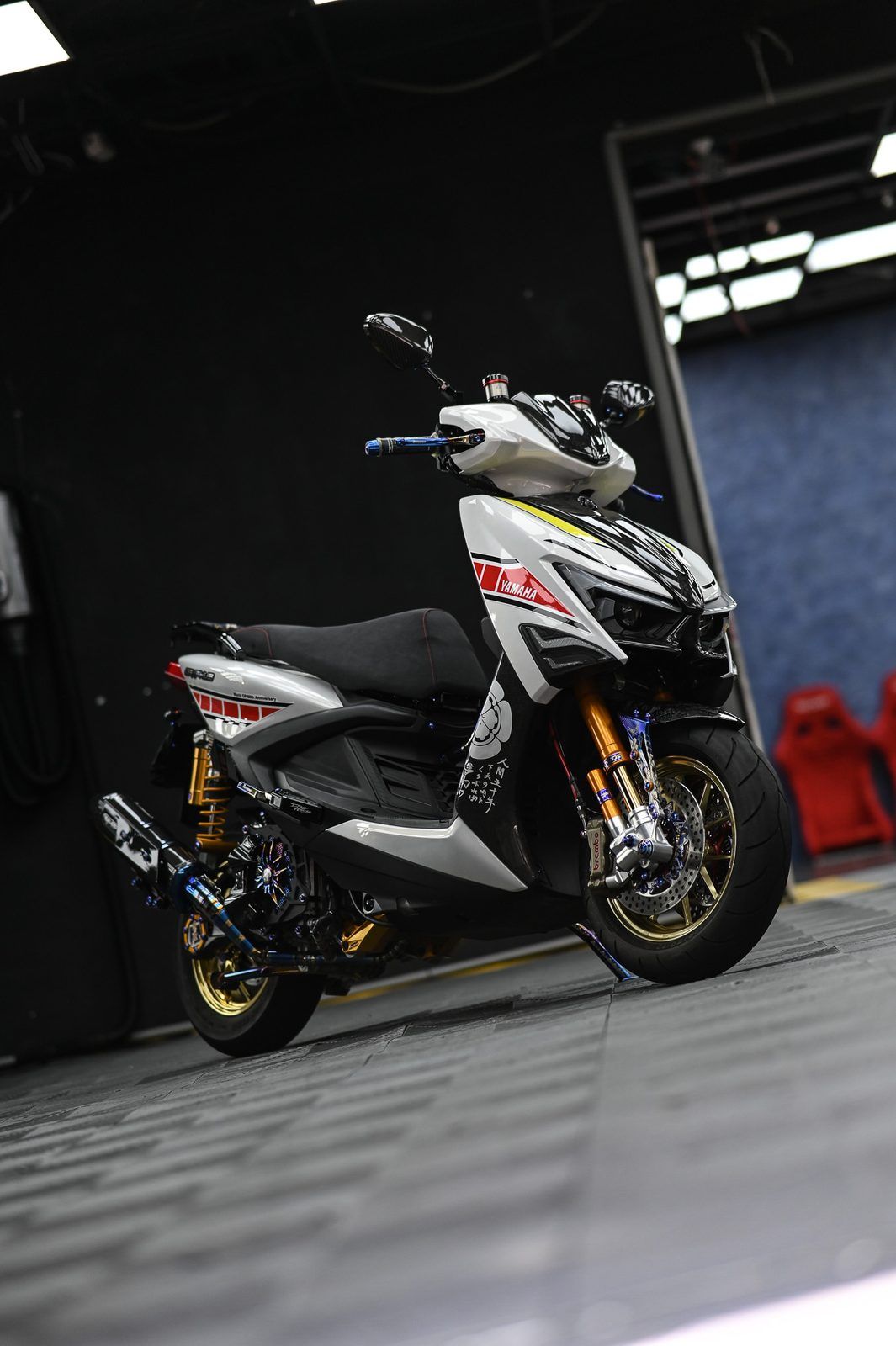 Yamaha 機車美容完工與細節實拍 第 2 張（共 7 張）——捷匠施工實錄