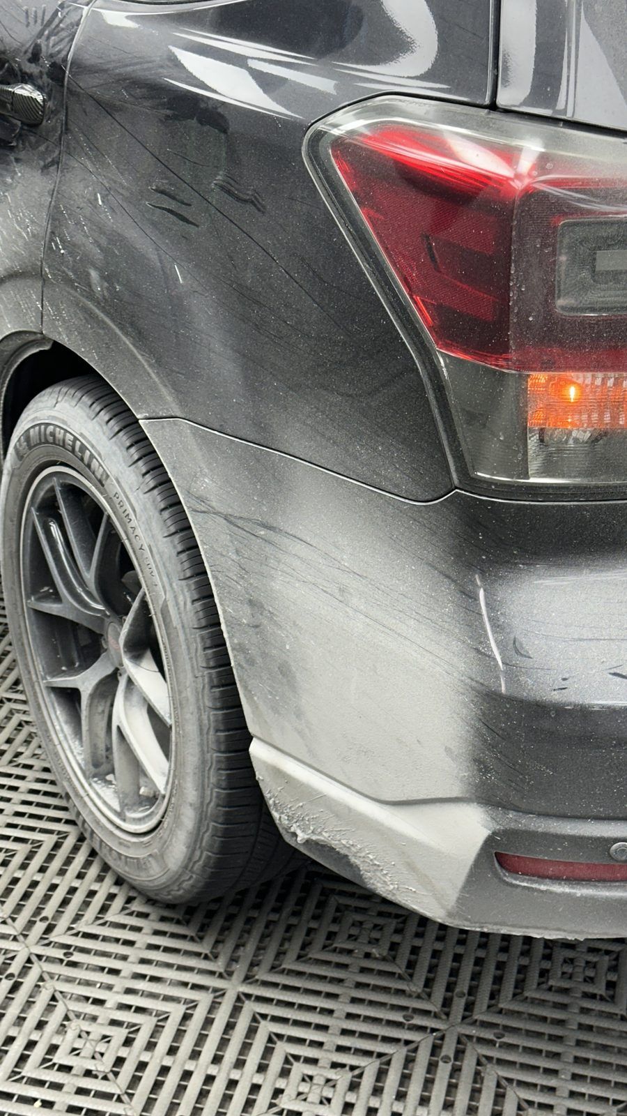 Subaru Forester 漆面鍍膜完工與細節實拍 第 5 張（共 5 張）——捷匠淡水旗艦店施工實錄