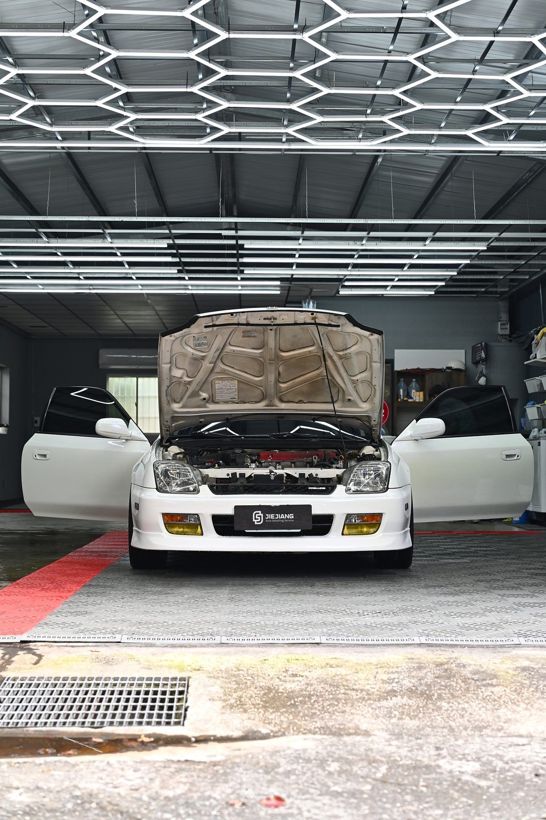 Honda Prelude 漆面鍍膜完工與細節實拍 第 5 張（共 7 張）——捷匠淡水旗艦店施工實錄