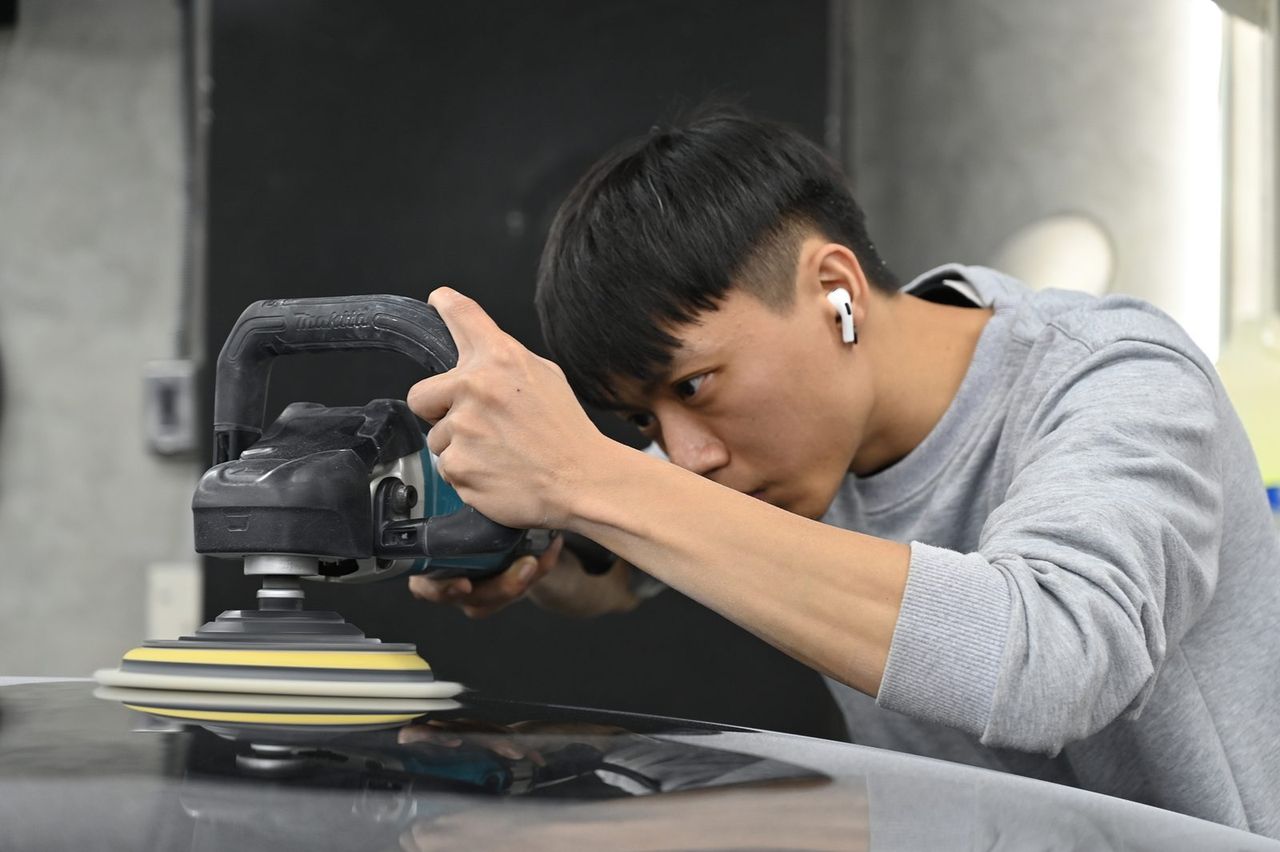 VW 拋光與漆面修復完工與細節實拍 第 5 張（共 7 張）——捷匠淡水旗艦店施工實錄