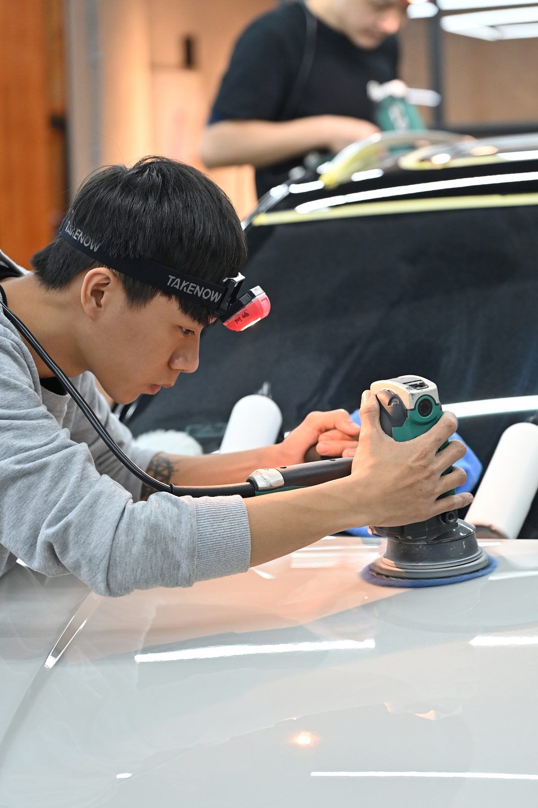 VW 拋光與漆面修復完工與細節實拍 第 7 張（共 7 張）——捷匠淡水旗艦店施工實錄