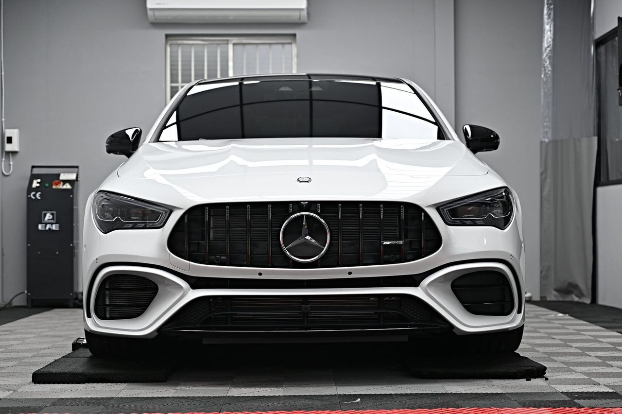 Mercedes-Benz CLA 漆面鍍膜完工與細節實拍 第 2 張（共 7 張）——捷匠淡水旗艦店施工實錄