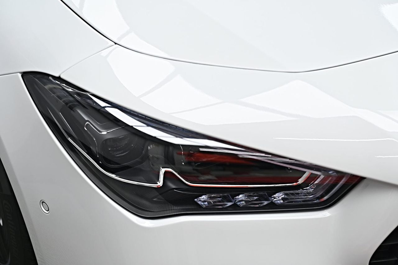 Mercedes-Benz CLA 漆面鍍膜完工與細節實拍 第 3 張（共 7 張）——捷匠淡水旗艦店施工實錄