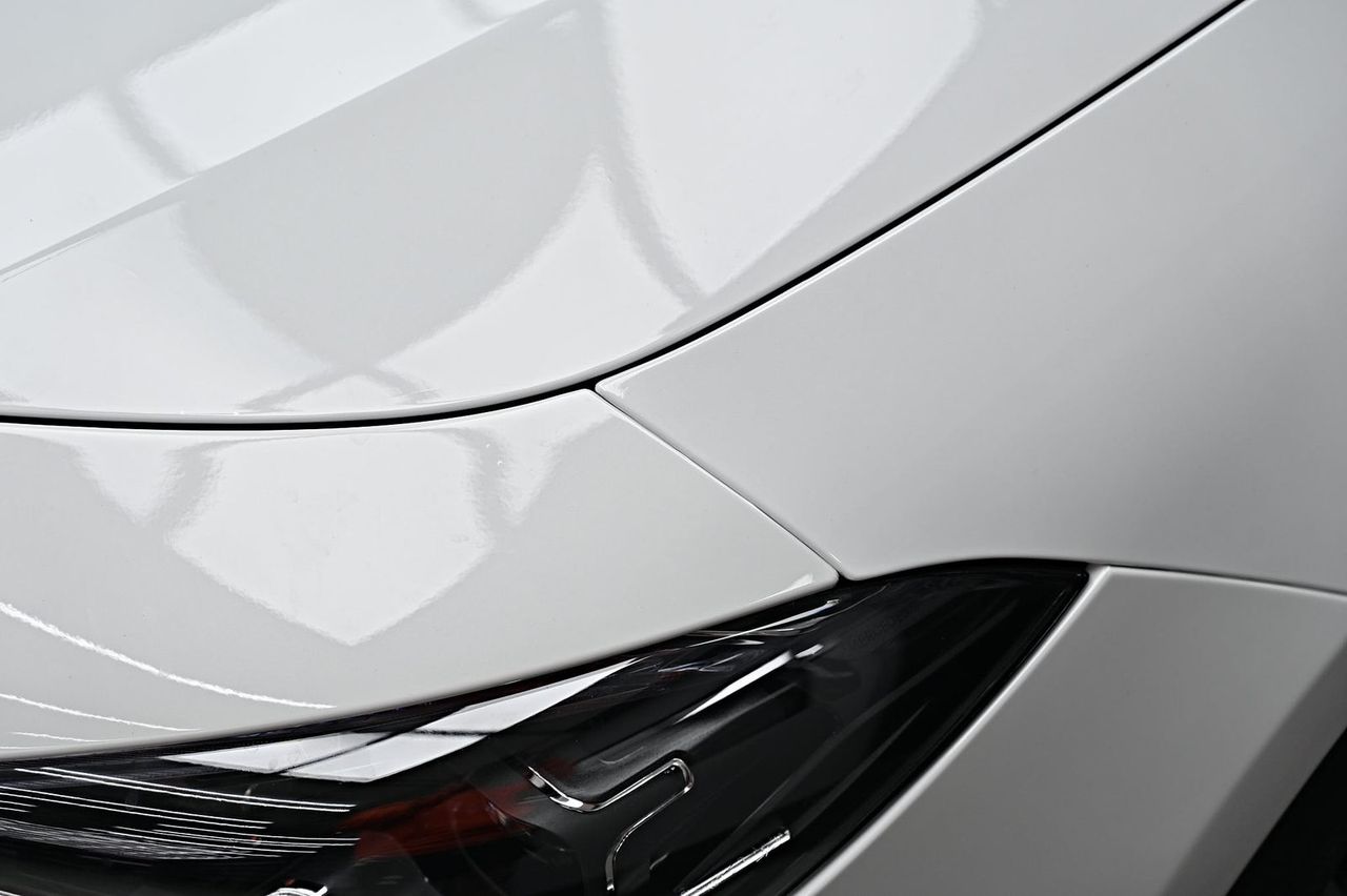 Mercedes-Benz CLA 漆面鍍膜完工與細節實拍 第 4 張（共 7 張）——捷匠淡水旗艦店施工實錄