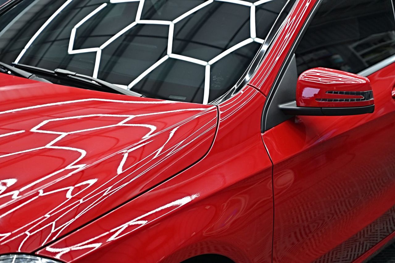 Mercedes-Benz A-Class 漆面鍍膜完工與細節實拍 第 3 張（共 7 張）——捷匠淡水旗艦店施工實錄