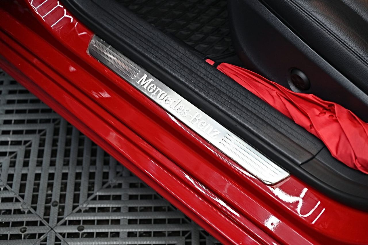 Mercedes-Benz A-Class 漆面鍍膜完工與細節實拍 第 4 張（共 7 張）——捷匠淡水旗艦店施工實錄