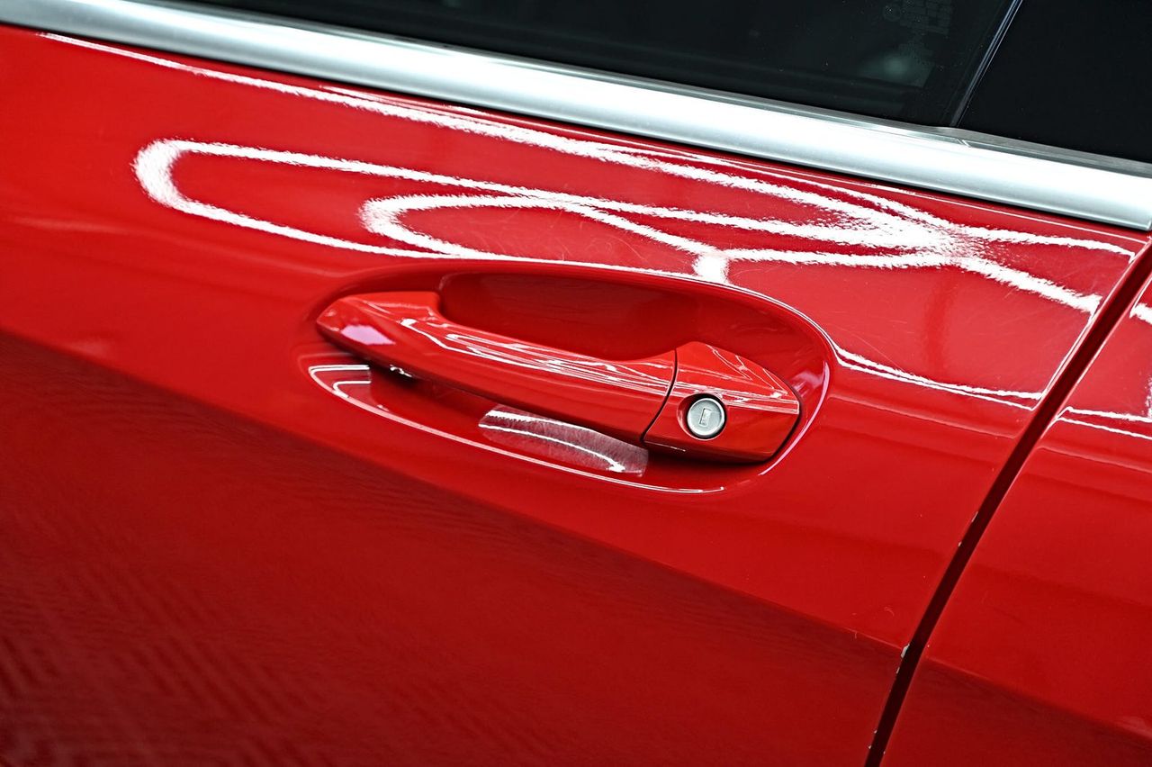 Mercedes-Benz A-Class 漆面鍍膜完工與細節實拍 第 6 張（共 7 張）——捷匠淡水旗艦店施工實錄