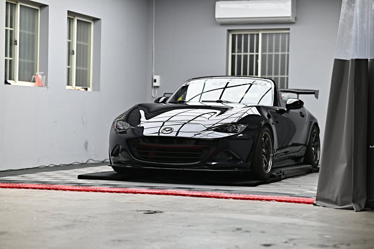 Mazda MX-5 拋光與鍍膜完工與細節實拍 第 1 張（共 7 張）——捷匠淡水旗艦店施工實錄