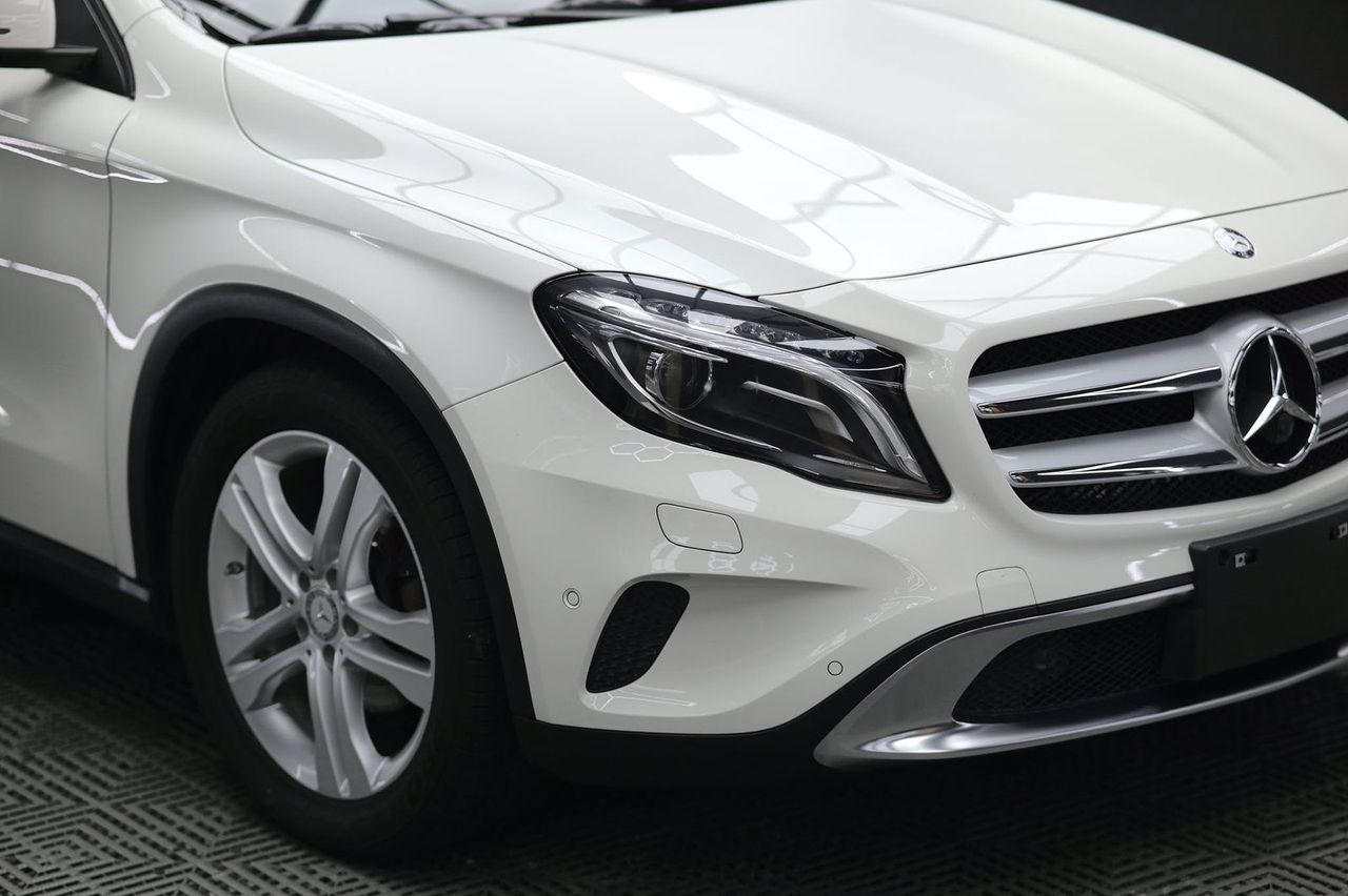 Mercedes-Benz GLA 拋光與漆面修復完工與細節實拍 第 1 張（共 7 張）——捷匠淡水旗艦店施工實錄