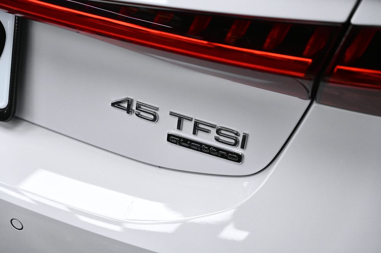 Audi A7 拋光與鍍膜完工與細節實拍 第 4 張（共 7 張）——捷匠淡水旗艦店施工實錄