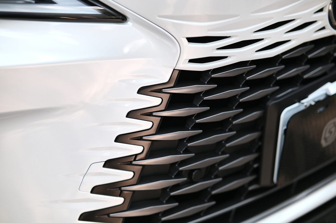 Lexus RX 拋光與鍍膜完工與細節實拍 第 3 張（共 7 張）——捷匠淡水旗艦店施工實錄